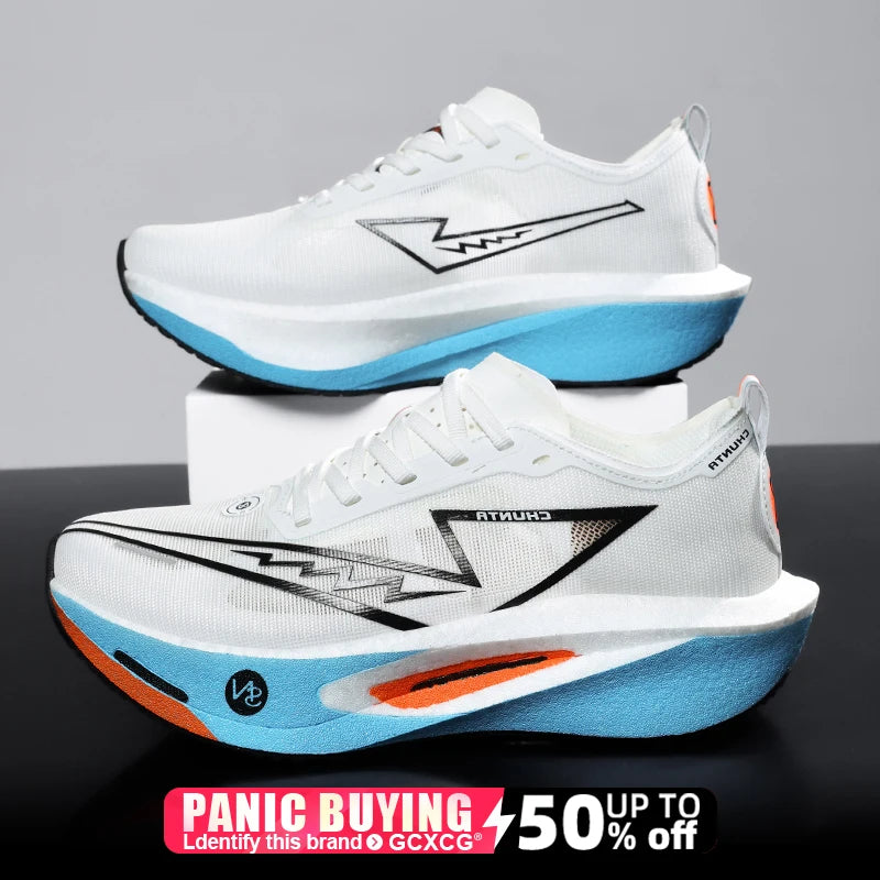 Running Shoes with Carbon Board Technology